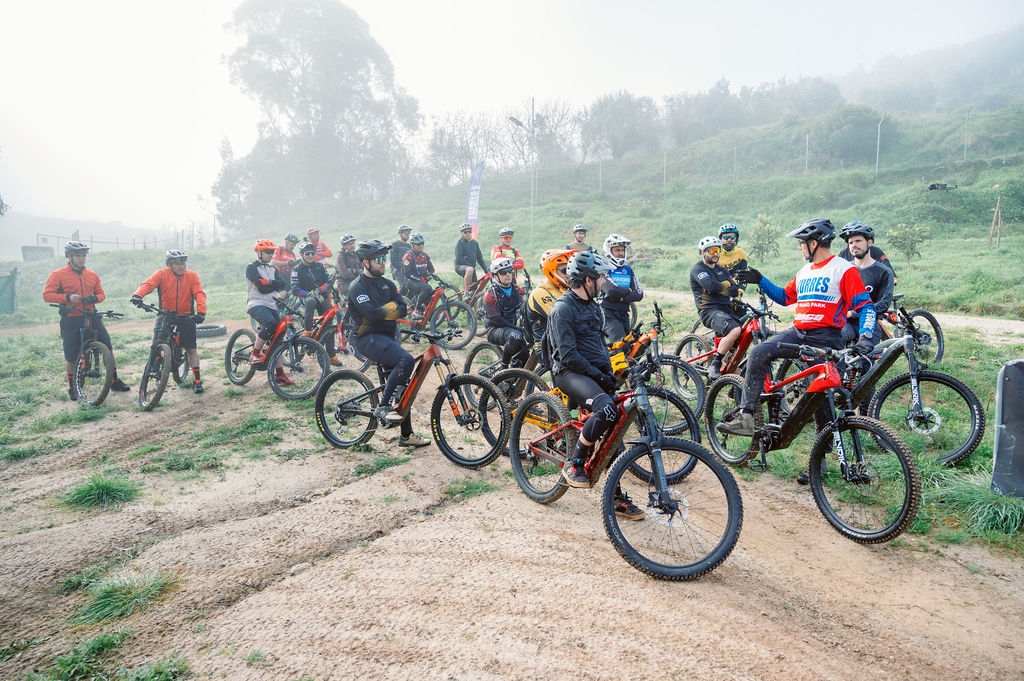 Formação de Pilotagem Enduro E-MTB
